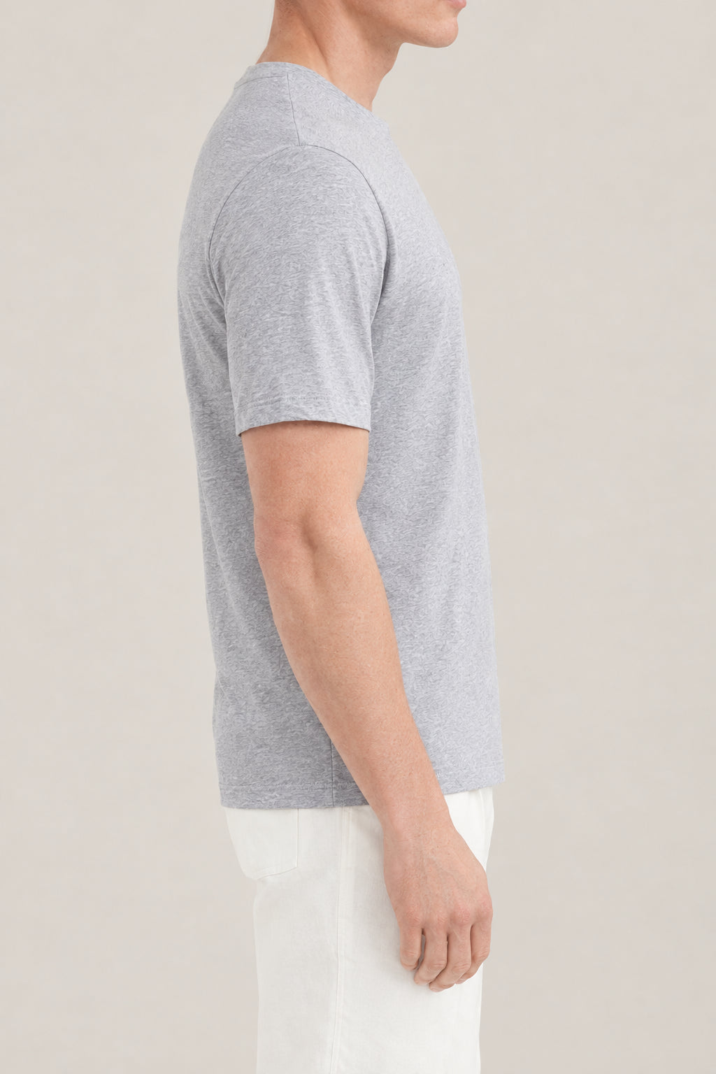 BRUNELLO CUCINELLI MEN'S GREY LOGO PRINT COTTON CREW NECK SHIRT