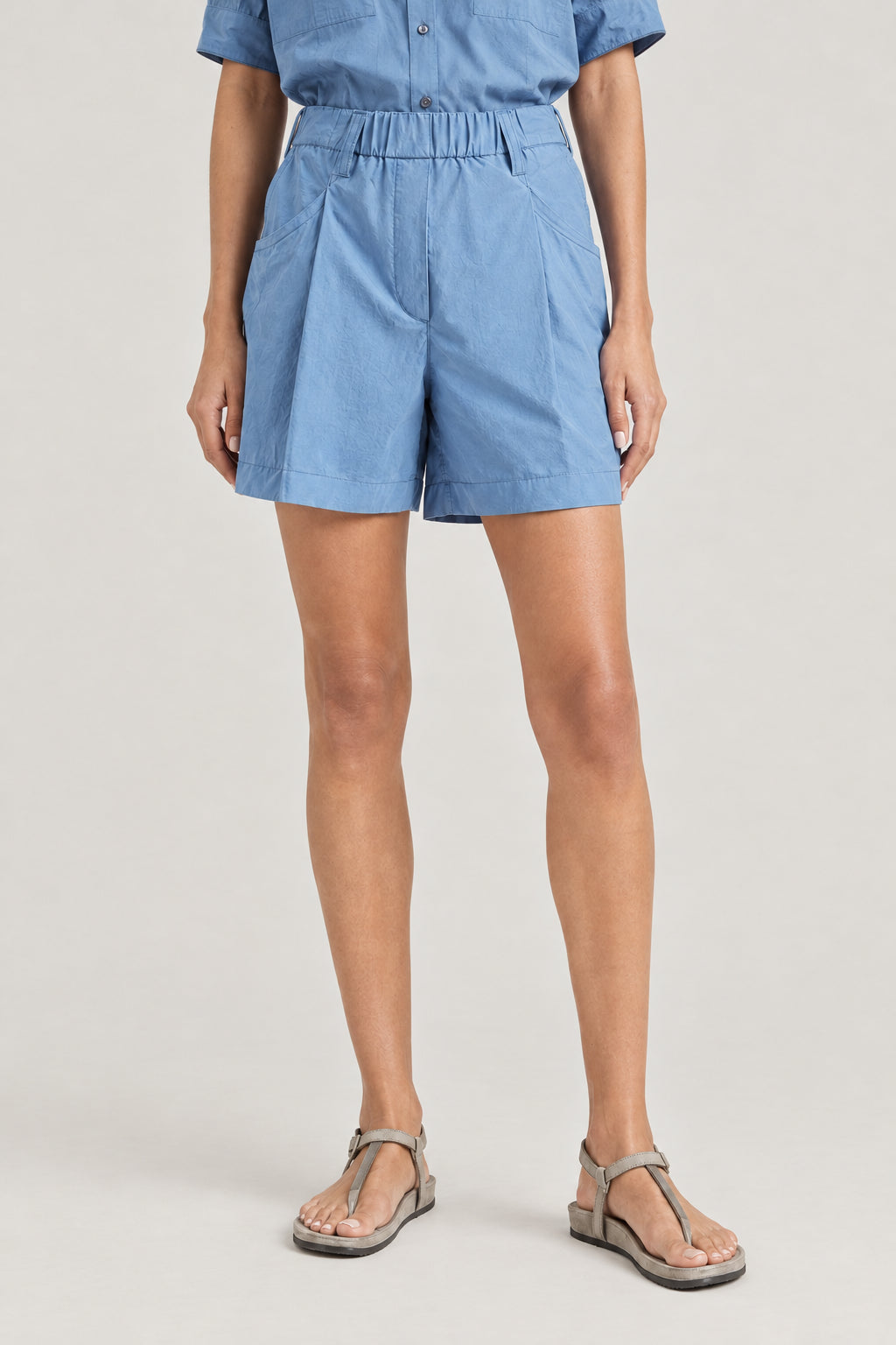 BRUNELLO CUCINELLI WOMEN'S DUSTY BLUE ELASTIC WAIST SHORTS
