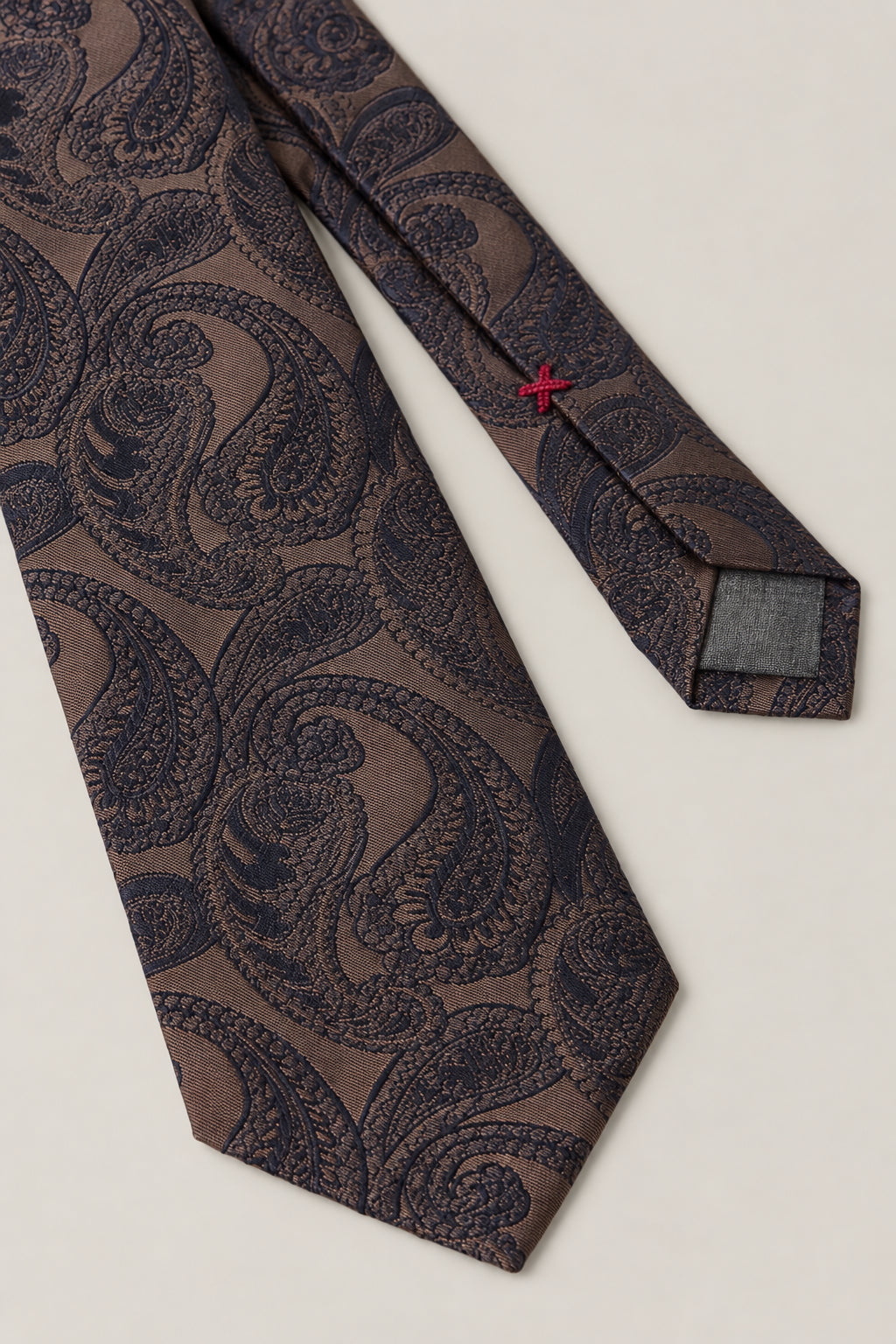 BRUNELLO CUCINELLI MEN'S GARMENT RECOVERY SILK PAISLEY TIE