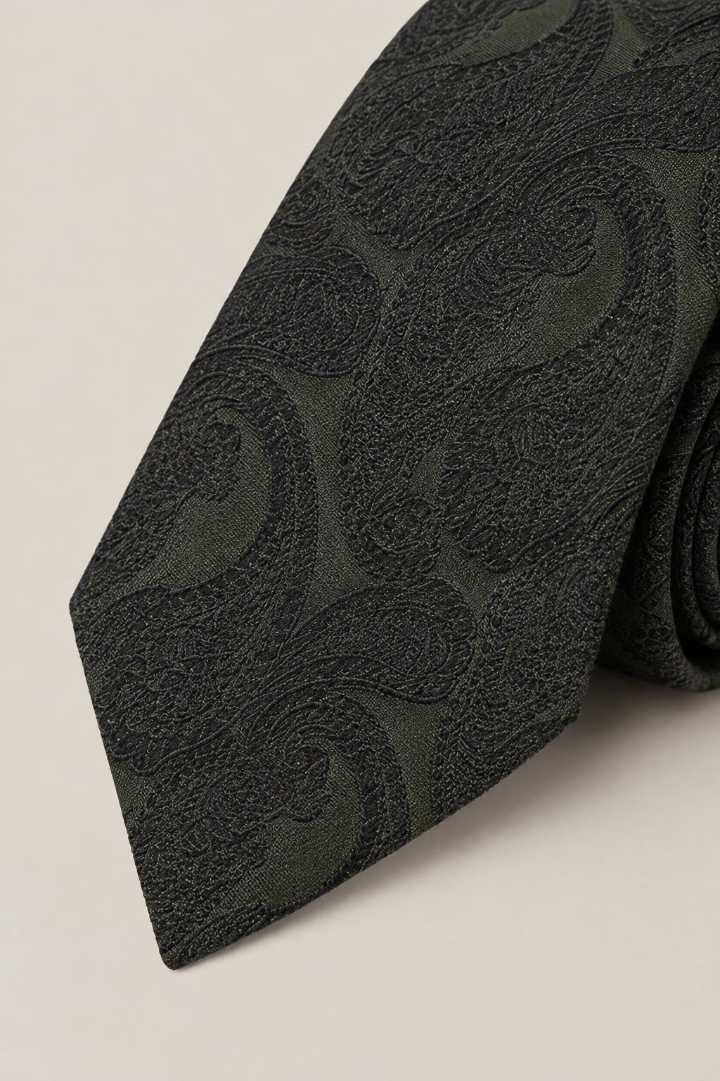 BRUNELLO CUCINELLI MEN'S LEAD AND MILITARY PAISLEY SILK TIE