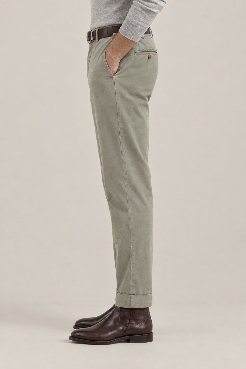 BRUNELLO CUCINELLI MEN'S KAKY OLD COTTON TROUSERS