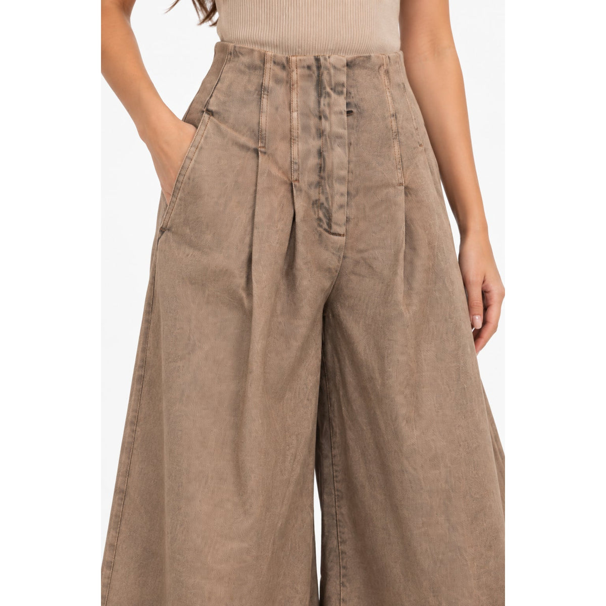 Peserico Almond Beige Wide Leg Pleated Jeans